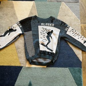 Retro vintage “Alaska” sweater size L with front and back pattern